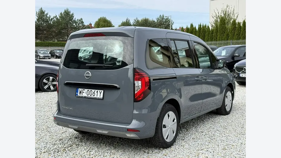NISSAN Townstar -