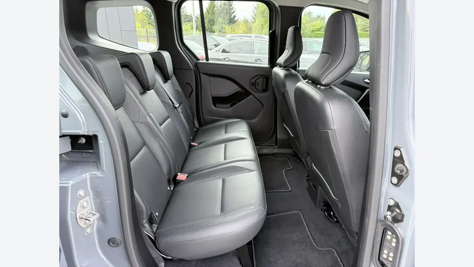 NISSAN Townstar -