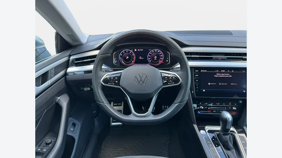 VOLKSWAGEN Arteon -