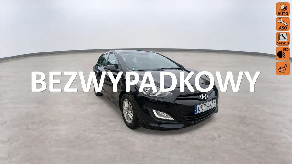 HYUNDAI i30 -