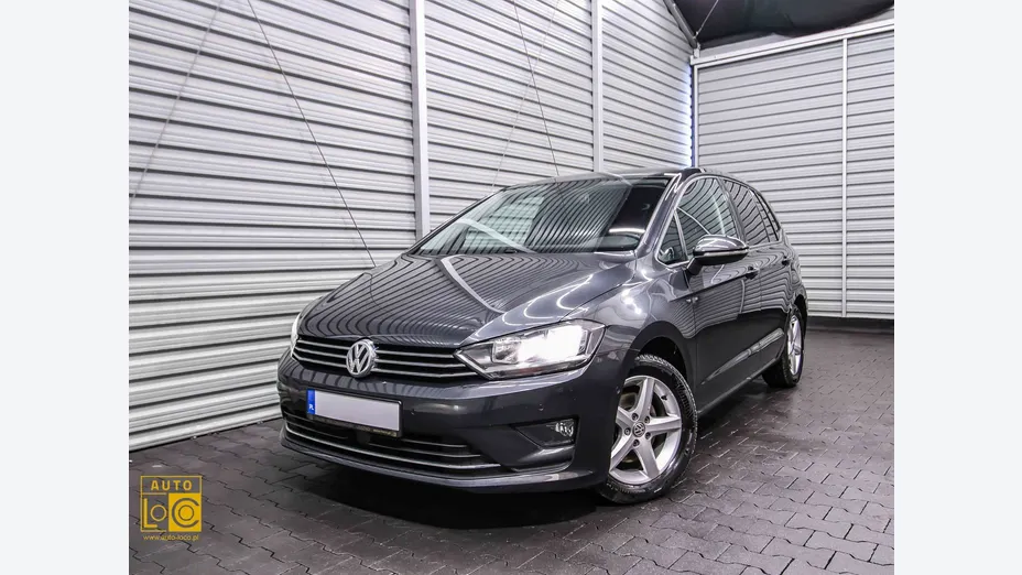VOLKSWAGEN Golf Sportsvan -