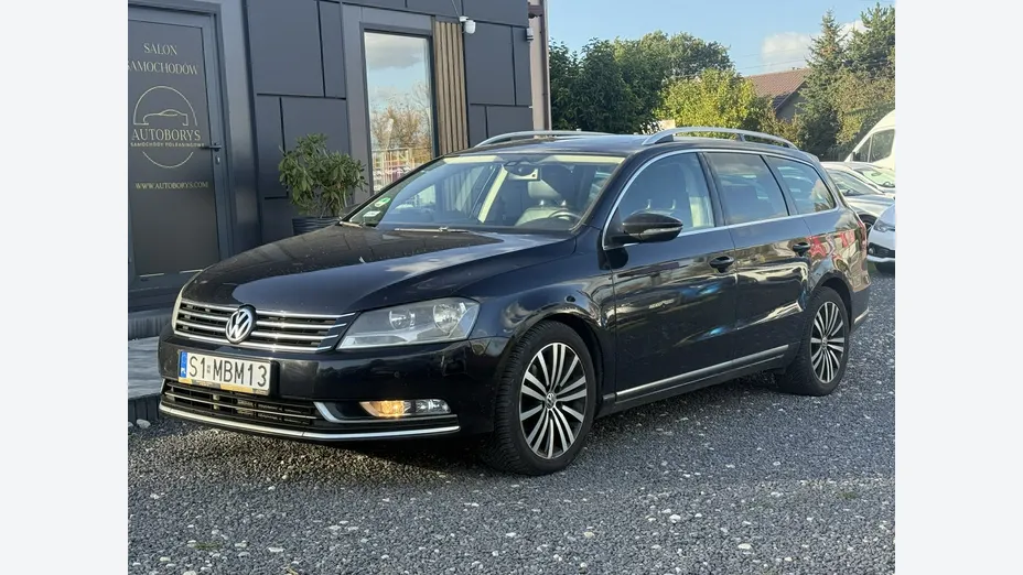 VOLKSWAGEN Passat -