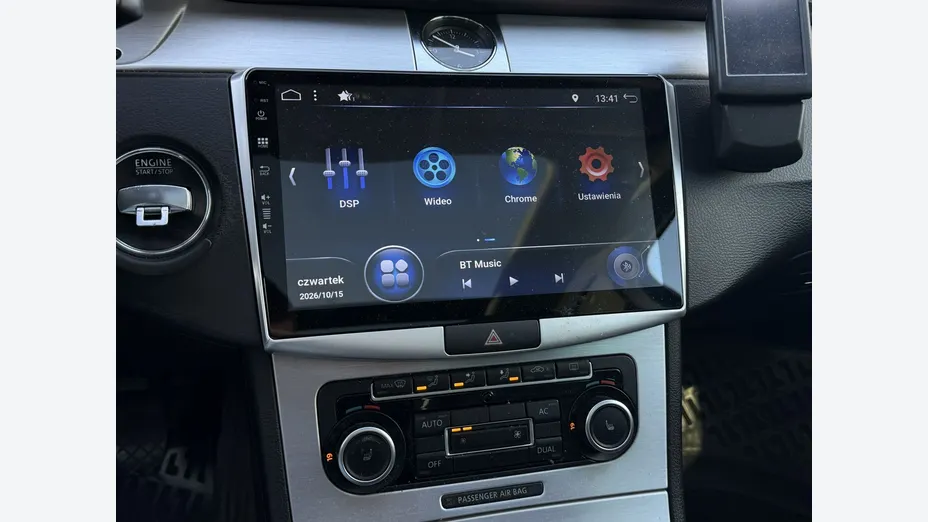 VOLKSWAGEN Passat -