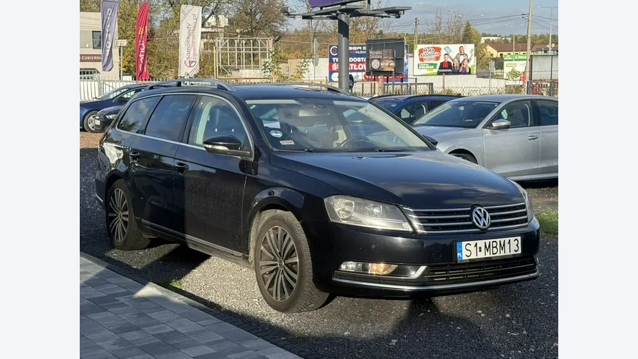 VOLKSWAGEN Passat -