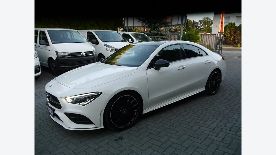 MERCEDES-BENZ CLA -