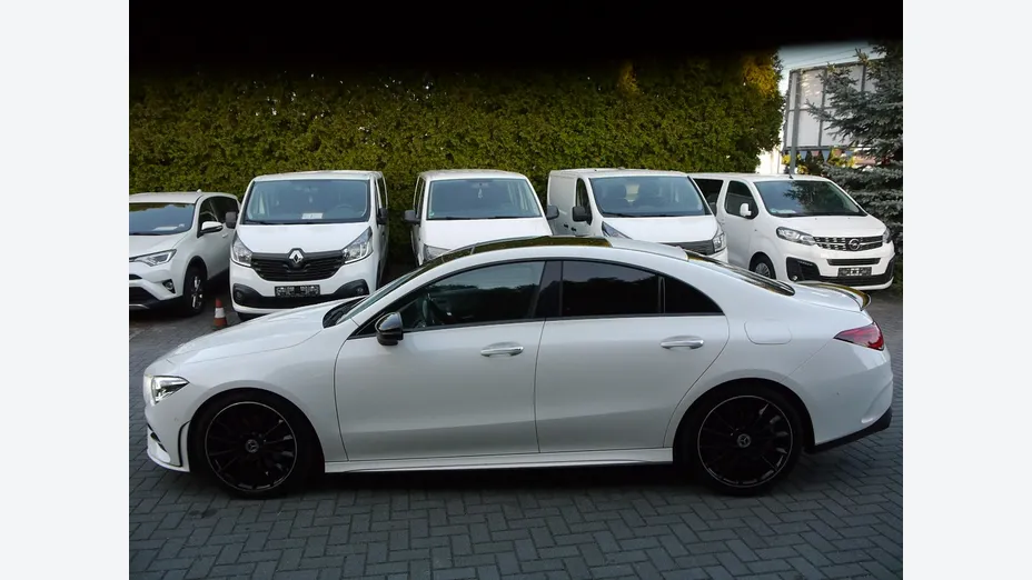 MERCEDES-BENZ CLA -