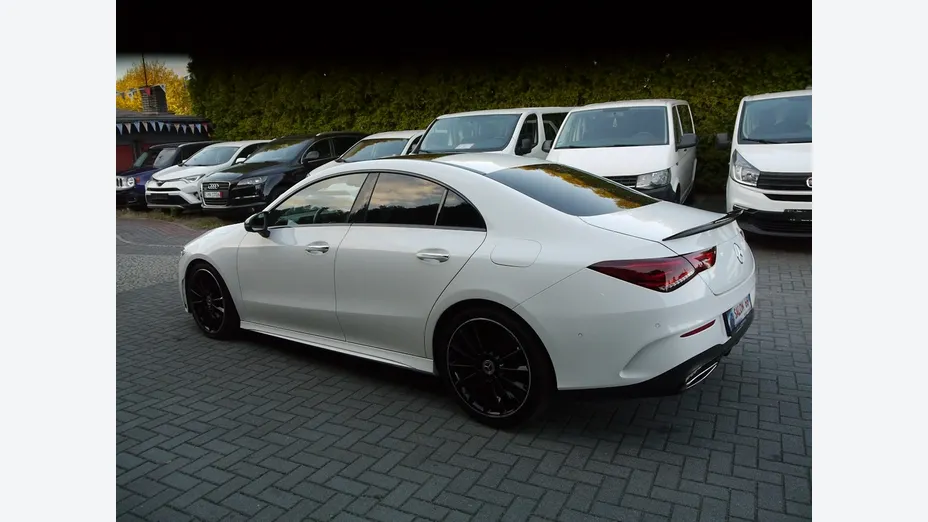 MERCEDES-BENZ CLA -