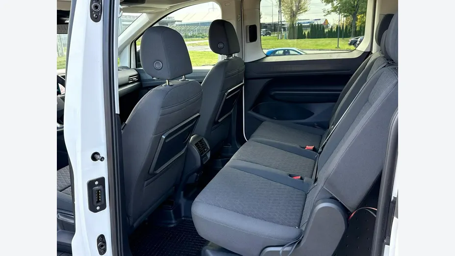 VOLKSWAGEN Caddy -