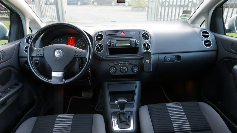 VOLKSWAGEN Golf Plus -