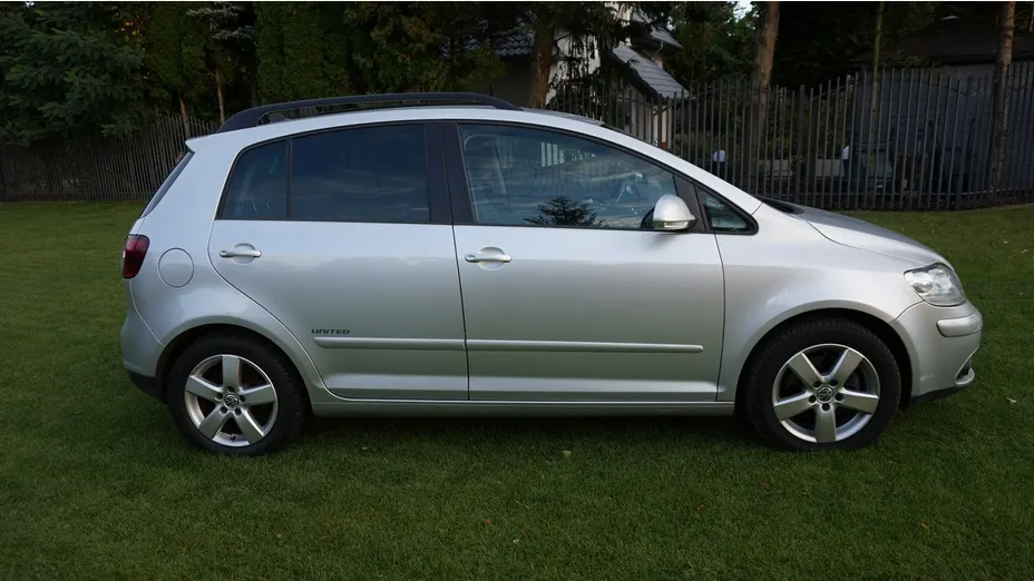 VOLKSWAGEN Golf Plus -