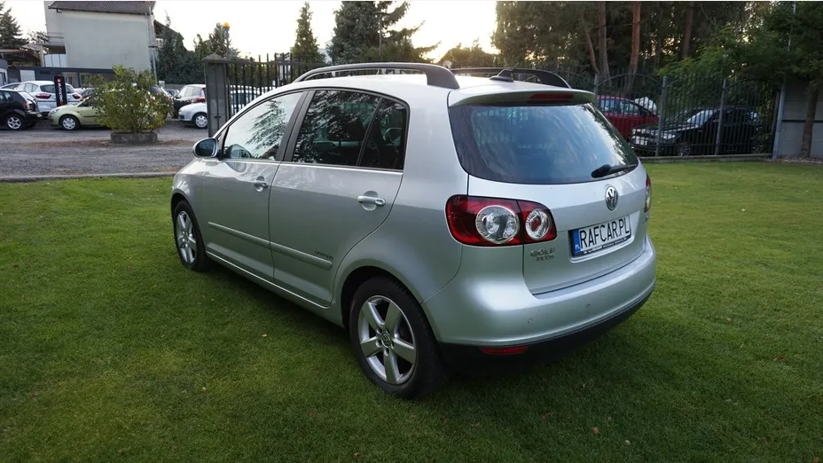 VOLKSWAGEN Golf Plus -