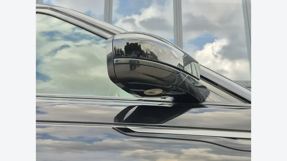 LAND ROVER Range Rover Velar -