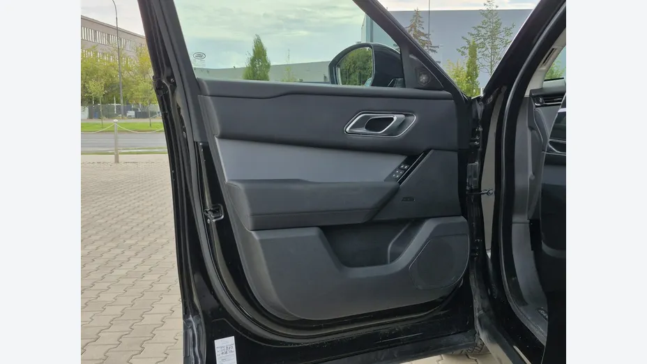 LAND ROVER Range Rover Velar -