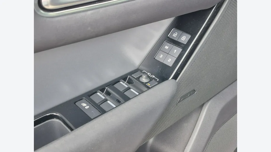 LAND ROVER Range Rover Velar -