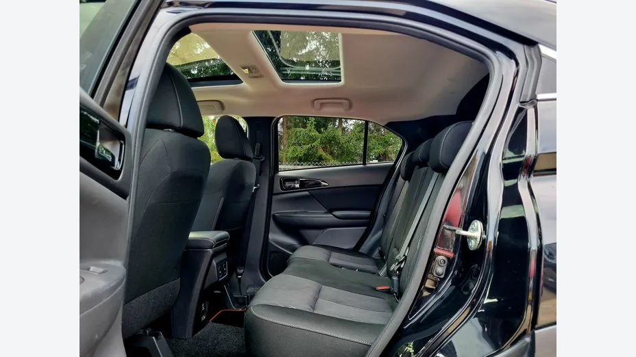 MITSUBISHI Eclipse Cross -