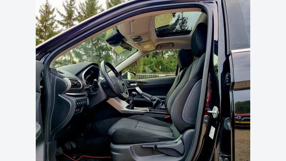 MITSUBISHI Eclipse Cross -