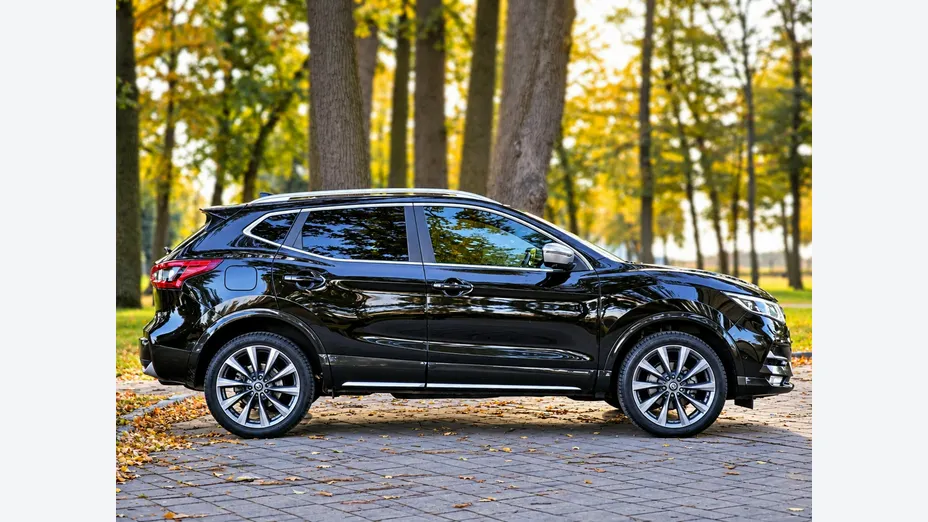 NISSAN Qashqai -