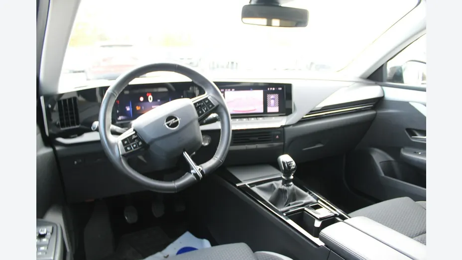 OPEL Astra -