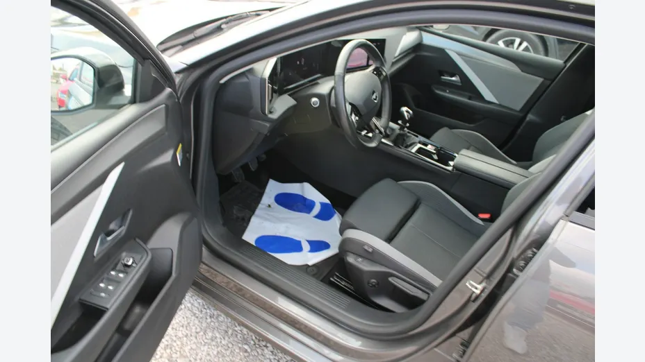 OPEL Astra -