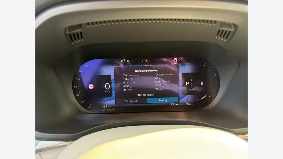 VOLVO XC60 -