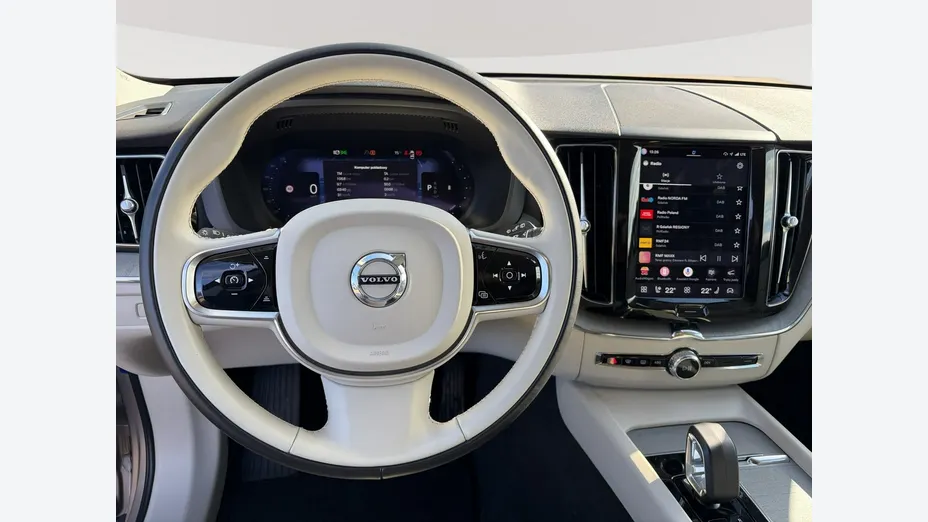 VOLVO XC60 -