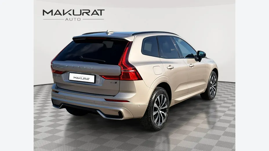 VOLVO XC60 -