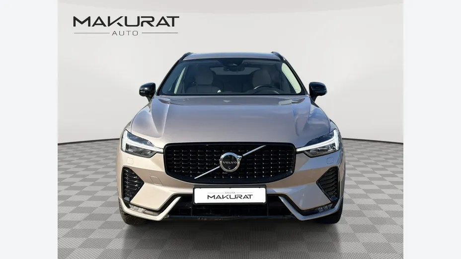 VOLVO XC60 -