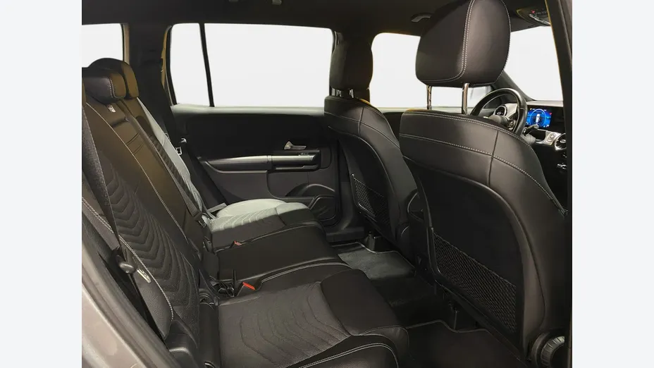 MERCEDES-BENZ GLB -
