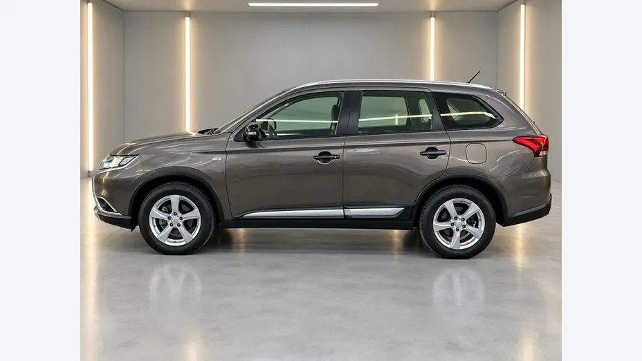 MITSUBISHI Outlander -