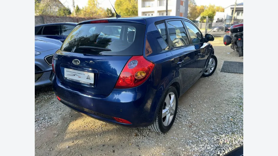 KIA Cee'd -