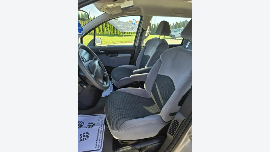 CITROEN C8 -