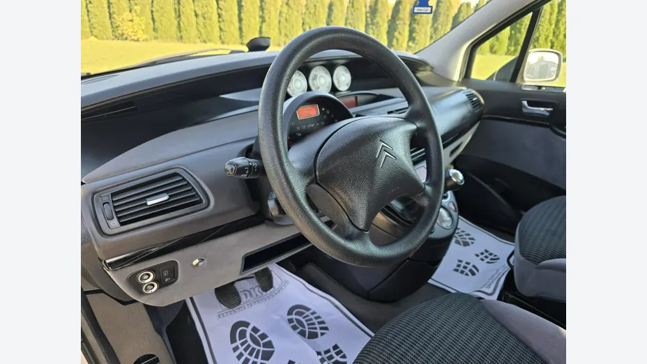 CITROEN C8 -