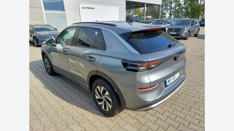 VOLKSWAGEN T-ROC -