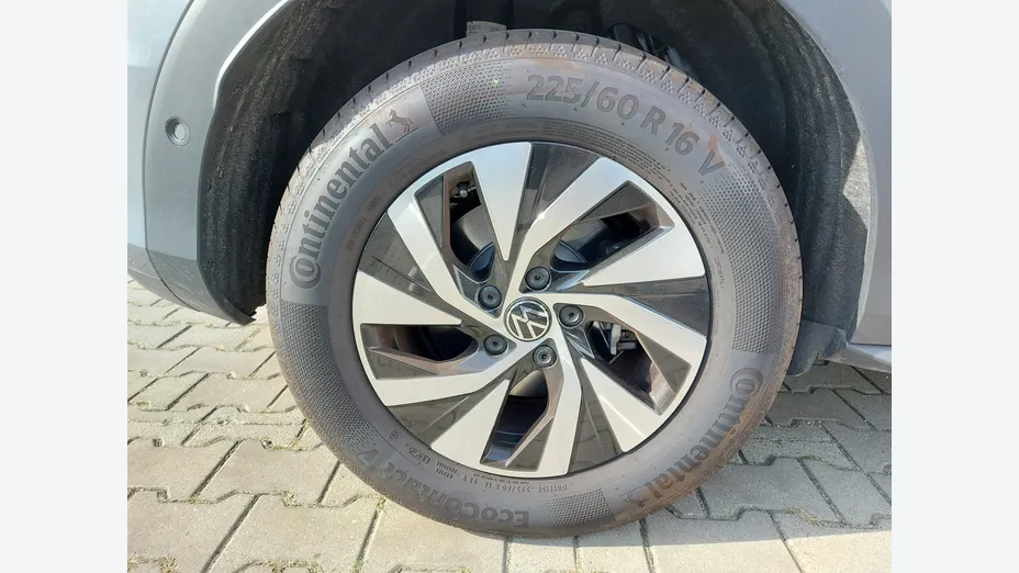 VOLKSWAGEN T-ROC -
