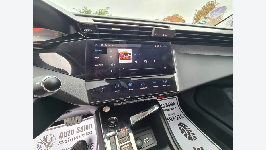 PEUGEOT 308 -