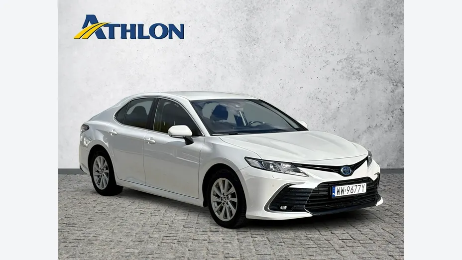 TOYOTA Camry -