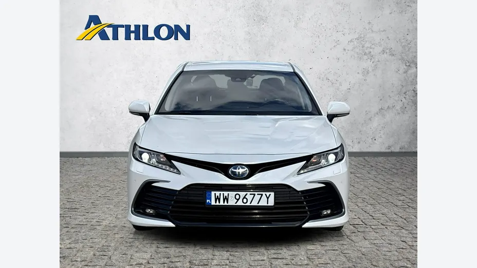TOYOTA Camry -