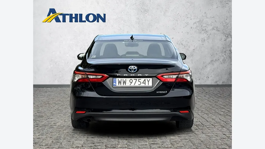 TOYOTA Camry -
