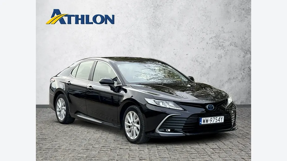 TOYOTA Camry -