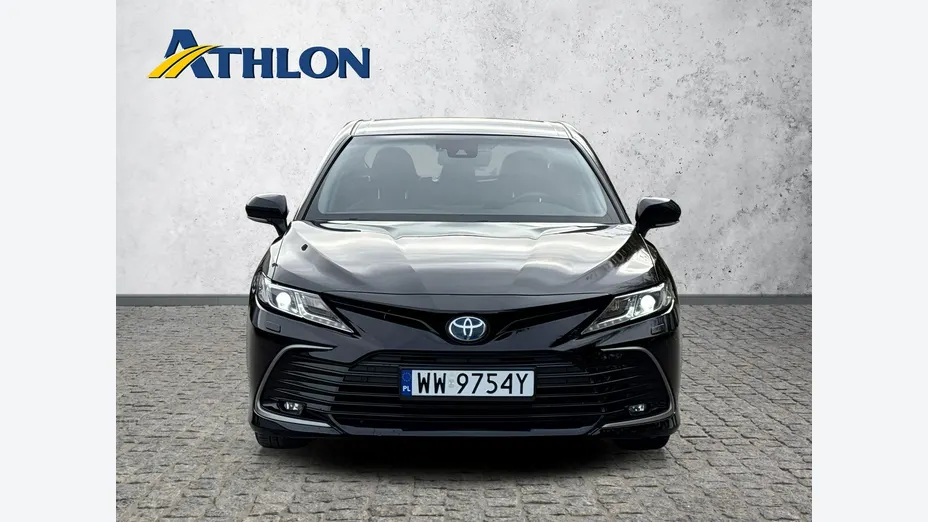 TOYOTA Camry -