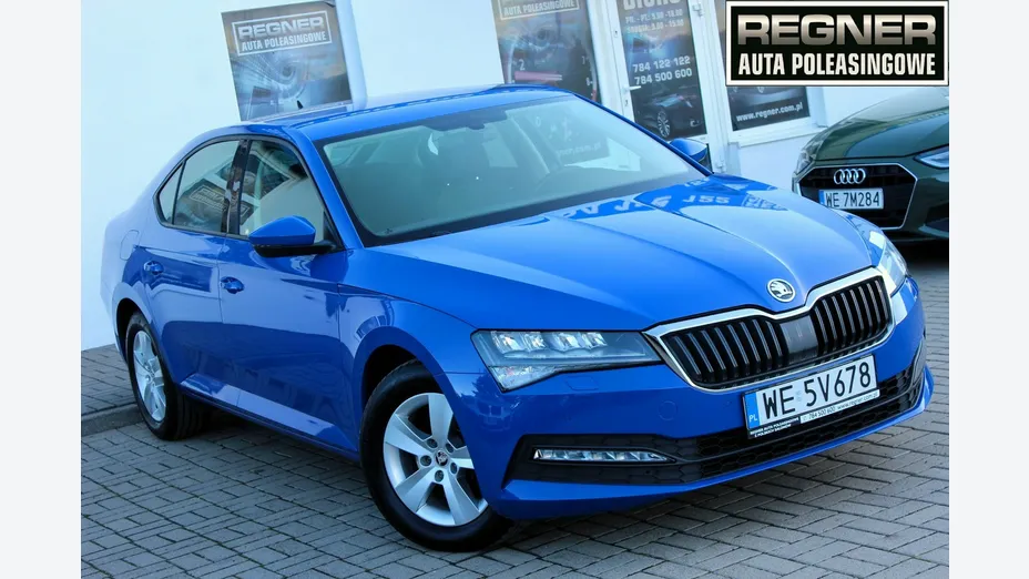 SKODA Superb -