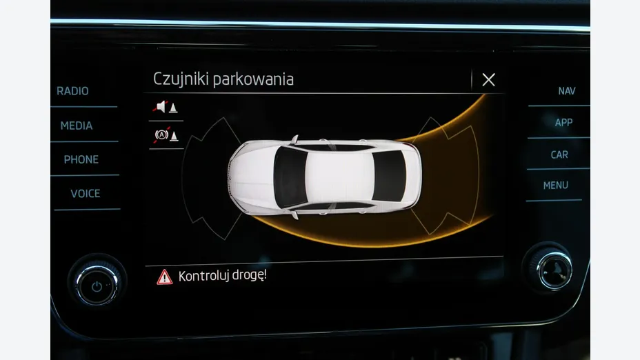 SKODA Superb -