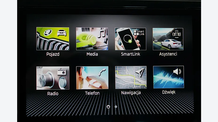 SKODA Superb -