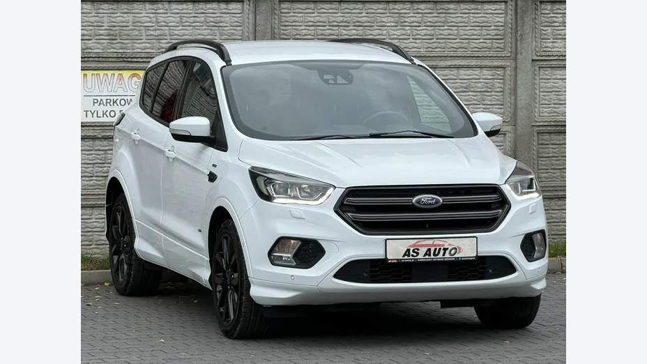 FORD Kuga -