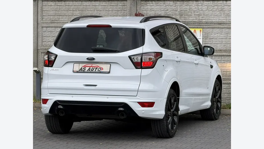 FORD Kuga -