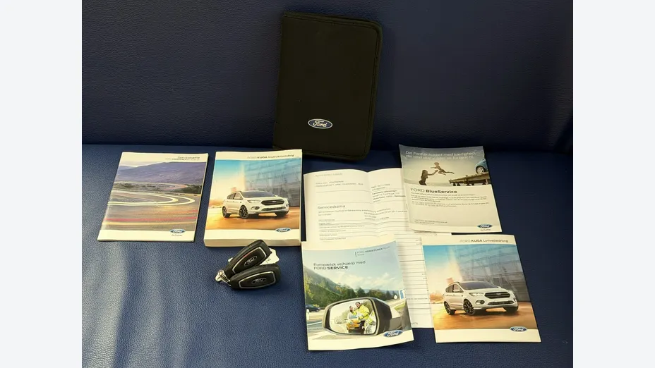 FORD Kuga -