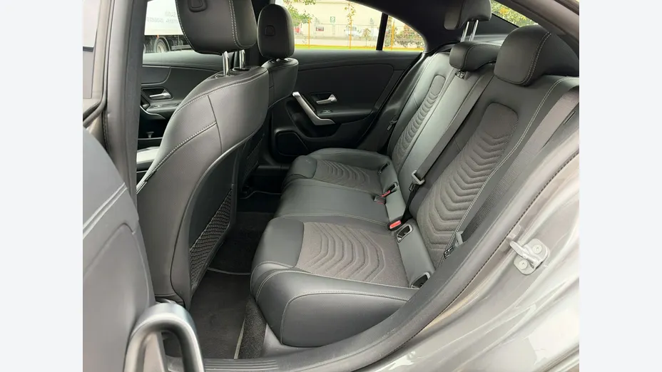 MERCEDES-BENZ CLA -