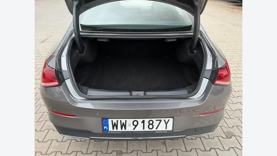 MERCEDES-BENZ CLA -