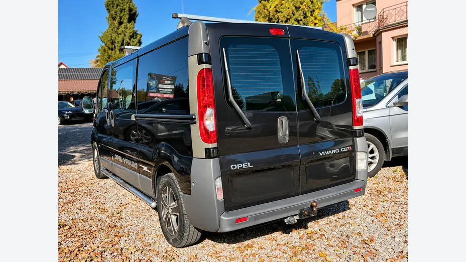 OPEL Vivaro -