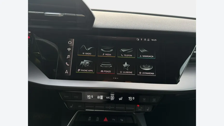AUDI A3 Sportback -